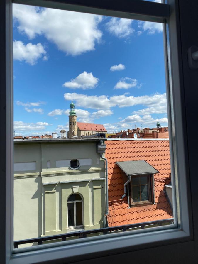 Apartament Hrabala イェレニャ・グーラ エクステリア 写真