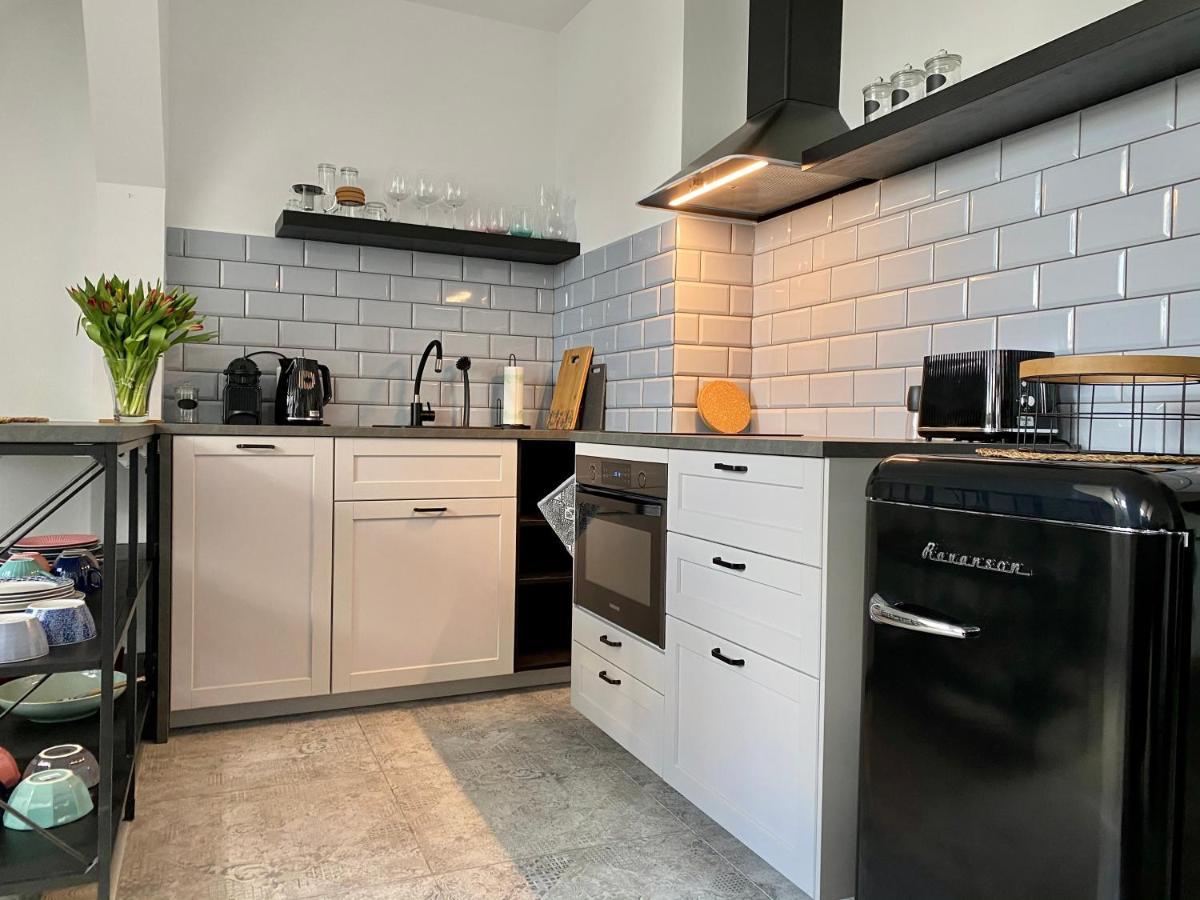 Apartament Hrabala イェレニャ・グーラ エクステリア 写真
