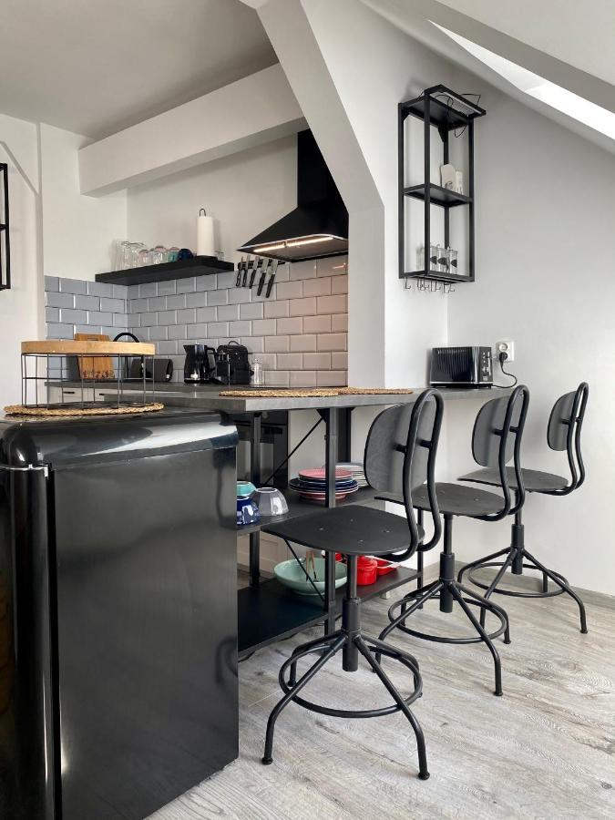Apartament Hrabala イェレニャ・グーラ エクステリア 写真